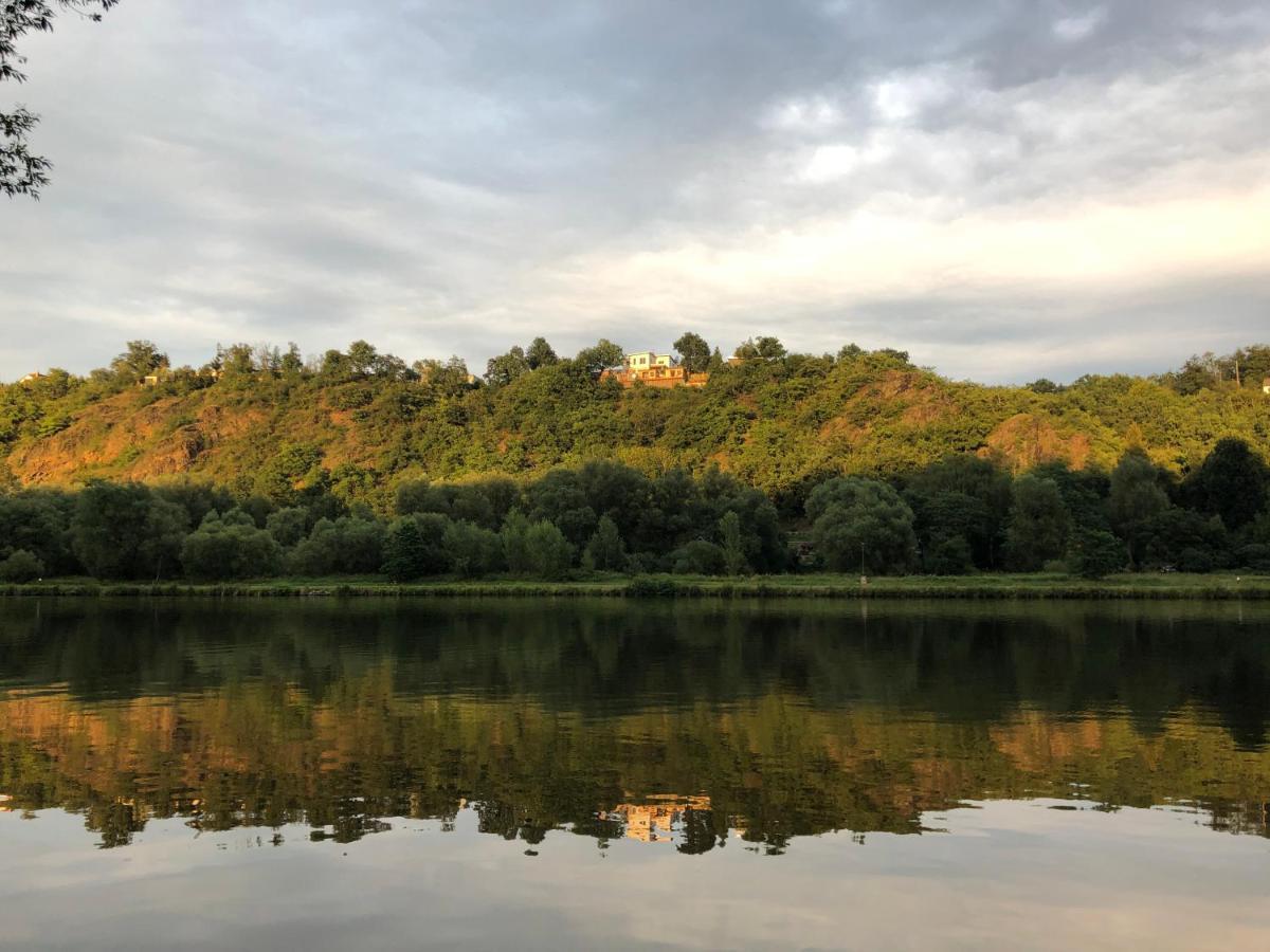Apartman - E - Vyhlidka Nad Rekou Zdiby Luaran gambar
